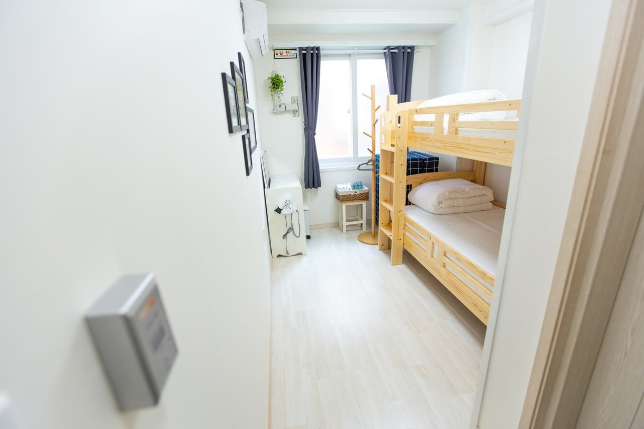 Gagopang Jeju Hotel Buitenkant foto